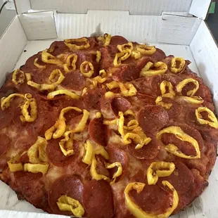 10&quot; pepperoni with banana peppers