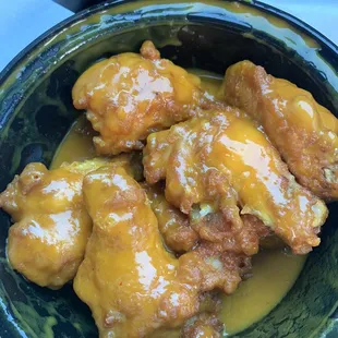 Carolina wings bone -in