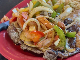 El Loro Mexican Grill