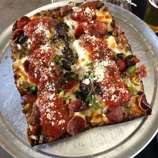 Dish Dish Supreme Pizza