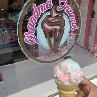 Yummy scoop