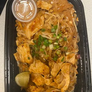 15. PAD THAI