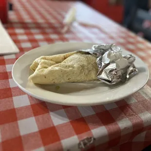 Handheld breakfast burrito