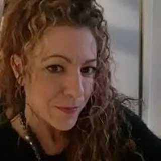 Priscila D.