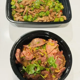 Boiled Sliced Beef and Beef Stomach in Chilli Sauce() Beef with Wild Peppers()