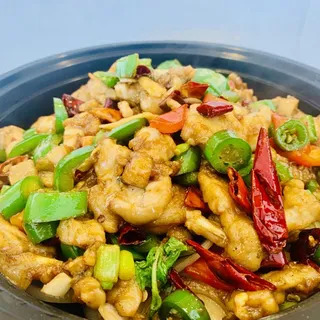 Stone Bowl Frogs with Shiso Leaves