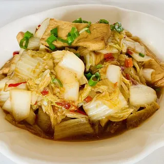 Napa Cabbage with Fried Tofu()