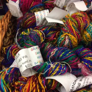 This yarn makes a fab scarf.