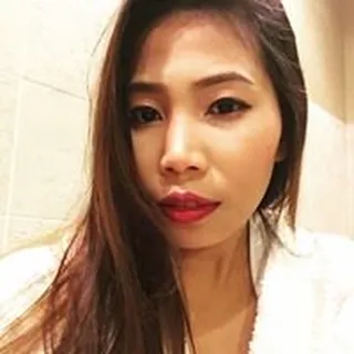 Lily J.
