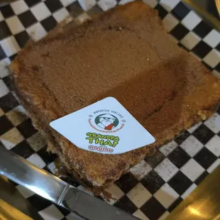 The desserts are delicious and worth coming for regularly. The spiciness of the curry is just right.