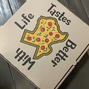 Cutest pizza boxes!