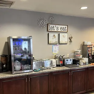 Make your own waffle,  hot &amp; cold items, great variety, and it was free!