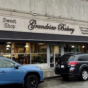 Front entrance to the bakery