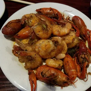 Crawfish and shrimp, yummy