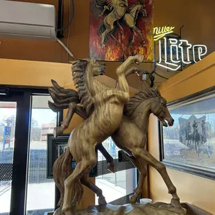 Decor in dining room