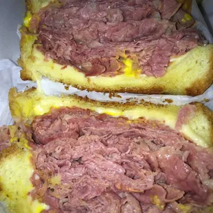 Corned beef cut in half, good as usual !
