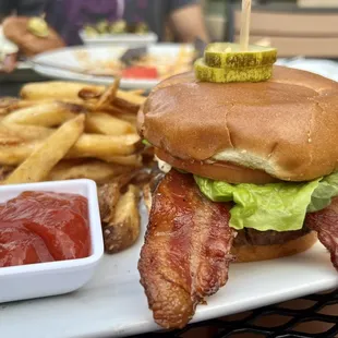 Granfalloon Restaurant & Bar