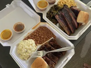 2nd Hand Smoke BBQ