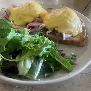 Eggs Benedict