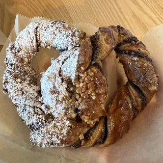Chocolate bretzel