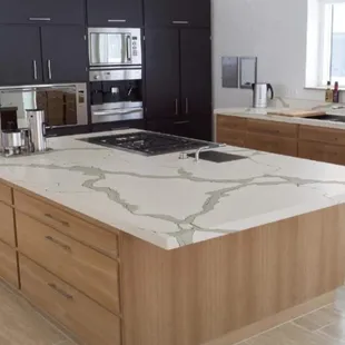 Calacutta Gold (Quartz)