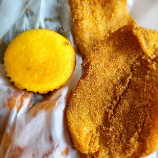 Fish and cornbread