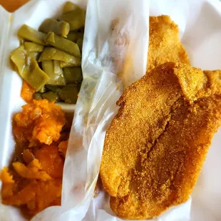 Fish green beans and yams