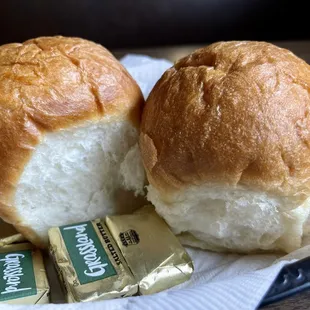 Fluffy Dinner Rolls