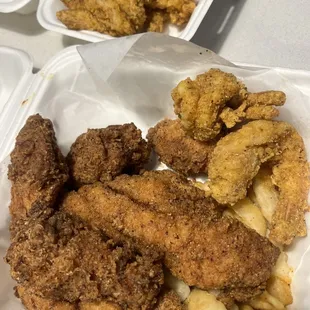 Granny&apos;s Combo Specials  Catfish &amp; Shrimp!!