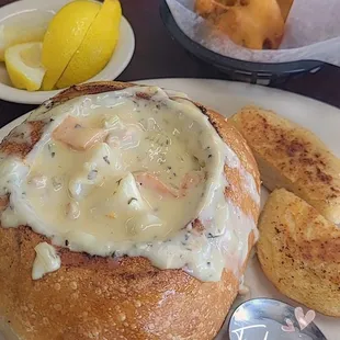 Who says you have to go to the coast for a bread bowl amazing oh and the fried mushrooms to die for! Y&apos;all really outdid it yet again!