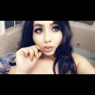 Karla R.