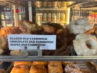 Randy Donuts