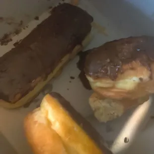 Dry and hard donuts Sunday Morning. Not fresh at all.