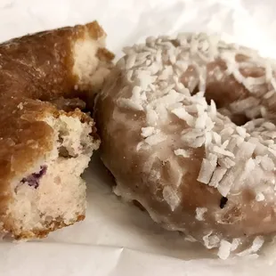 Blueberry and coconut glaze cake donuts A++ @amanda.michell3