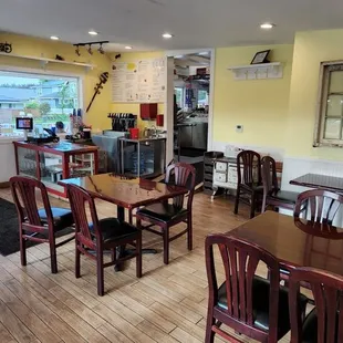 Looking toward the front door.