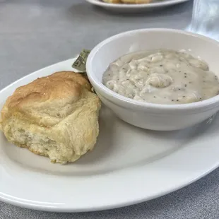 Biscuit that comes with the omelette and a side of Bowl Gravy.