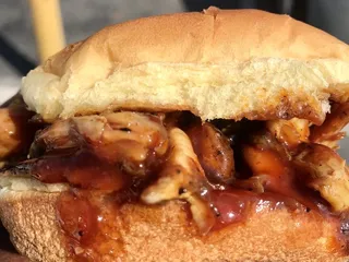 LuvPlates Soul & Grill