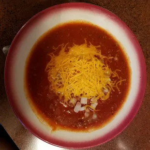 Large chili w cheese and onions