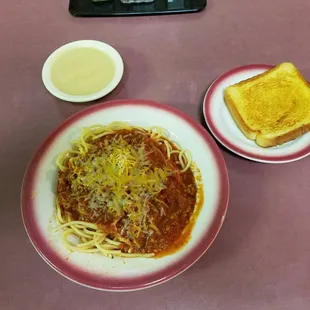 Homemade Spaghetti w garlic toast and apple sauce