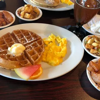 Buttermilk Pancake Platter