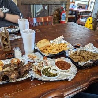 1/2 Smoked Chicken with Choice of 2 Sides