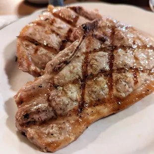 Pork chops (broiled)