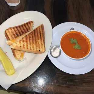 Grilled cheese sandwich and tomato basil soup