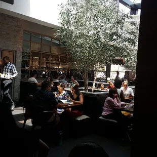 lovely and bright atmosphere. can&apos;t wait to see what they&apos;ve got!