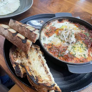 Eggs in Purgatory(shakshuka)