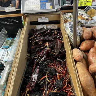 Dried chiles by weight