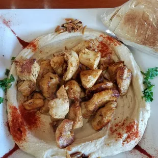 Appetizer: chicken and humus