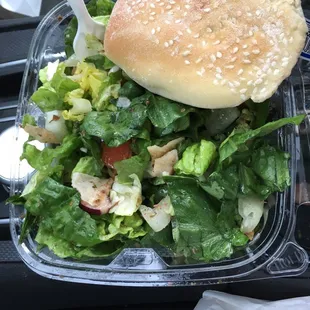 The small Fattoush salad was delicious along with the warm bread, they gave 4 pcs! Would definitely go there again for lunch.