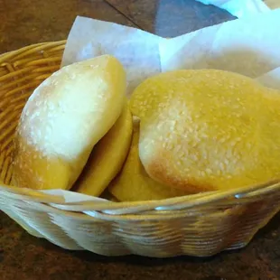 The fresh bread that took 10 minutes to get, came with no garlic spread.