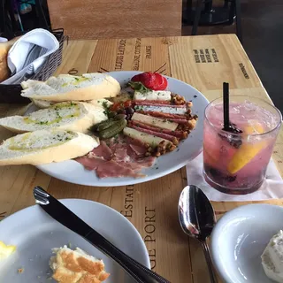 Cheese & Charcuterie